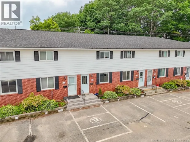 60 Colwell Drive Unit# 4, Fredericton, New Brunswick E3A3R6