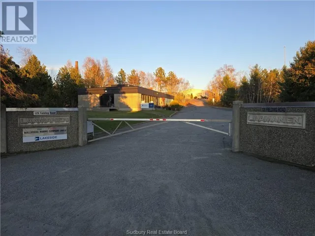 129 Fielding Road Unit# Rear, Sudbury, Ontario P3Y1L7