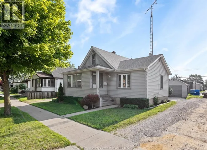 28 WHITE STREET, Leamington, Ontario N8H2Z9