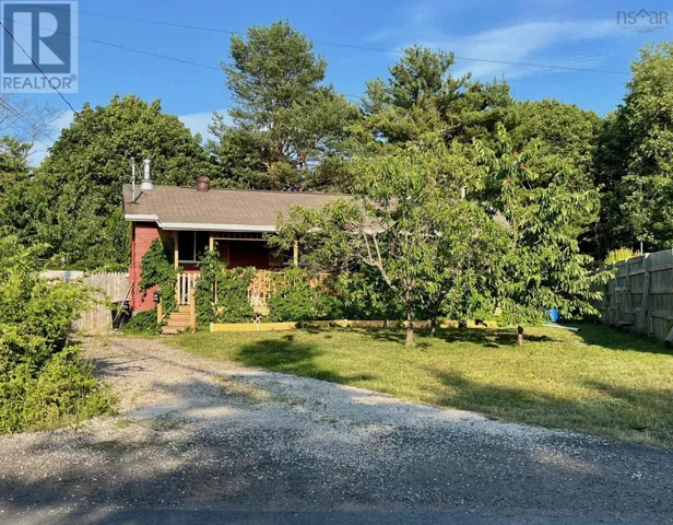 35 Colonial Crescent, New Minas, Nova Scotia B4N4M6