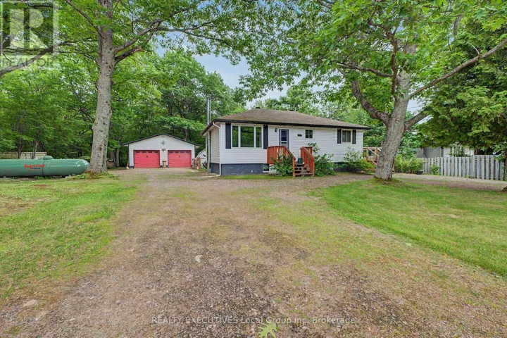 647 DERLAND ROAD, Callander, Ontario P0H1H0