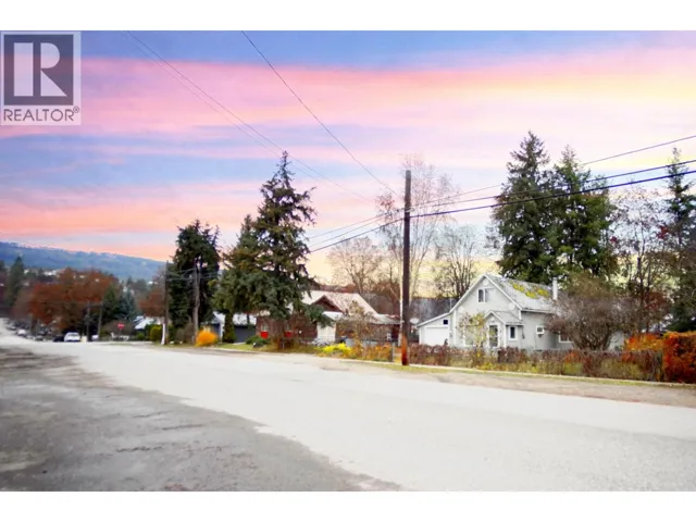 607 REGENT Avenue, Enderby, British Columbia V0E1V2