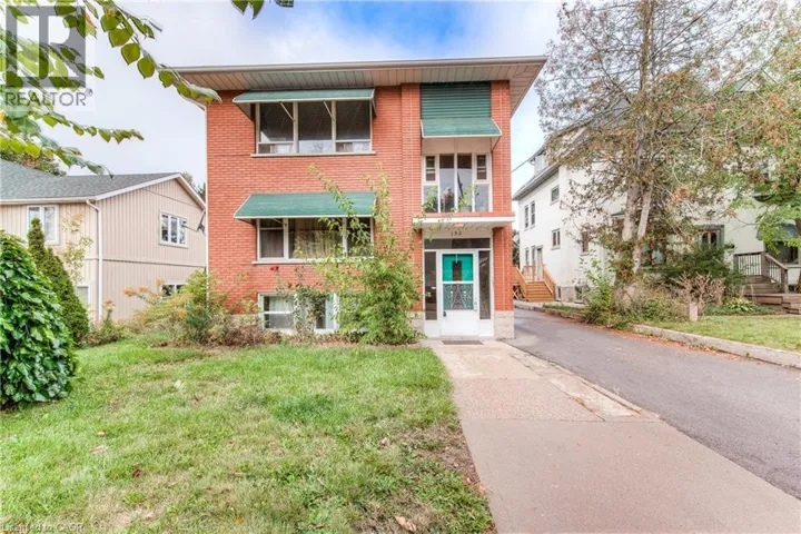 132 ALLEN Street E Unit# 1, Waterloo, Ontario N2J1J4