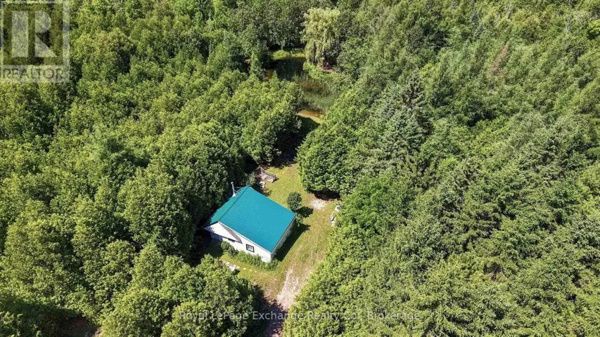 495144 TRAVERSTON ROAD, West Grey, Ontario N0C1H0