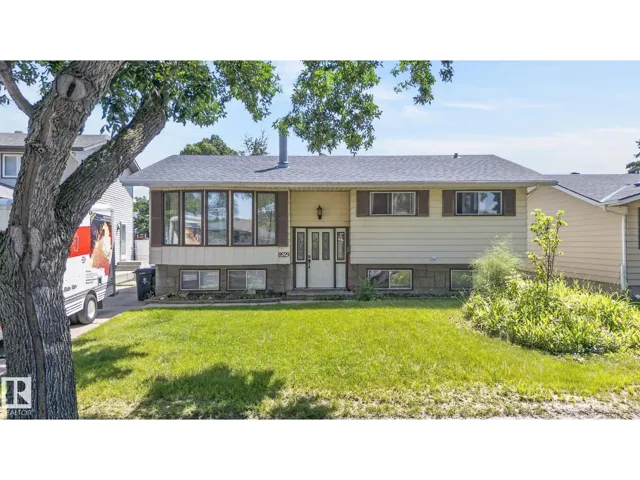 8529 95 AV, Fort Saskatchewan, Alberta T8L2R8