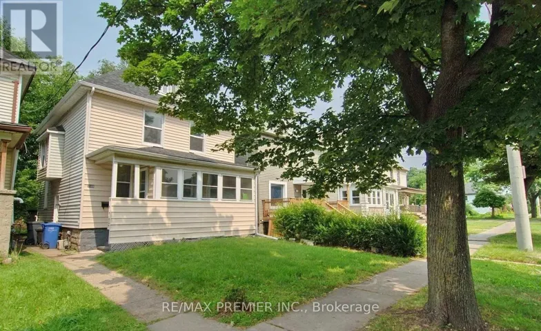 3588 SANDWICH STREET, Windsor, Ontario N9C1B5