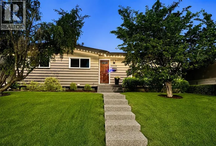 10219 7 Street SW, Calgary, Alberta T2W0G2