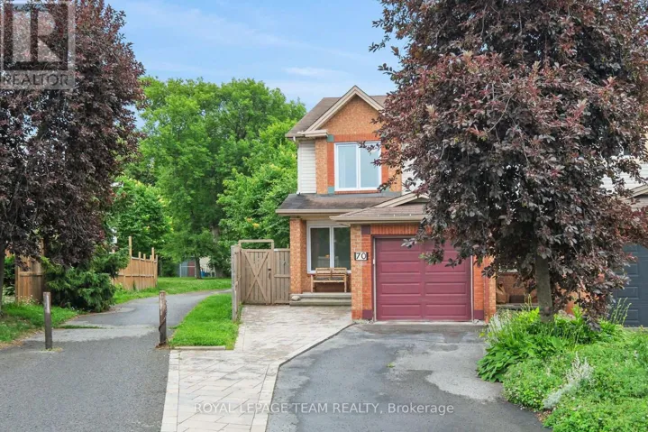 70 COLLEGE CIRCLE, Ottawa, Ontario K1K4R8