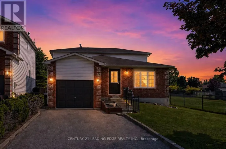 11 LOUGHEED ROAD, Barrie (Holly), Ontario L4N8G3