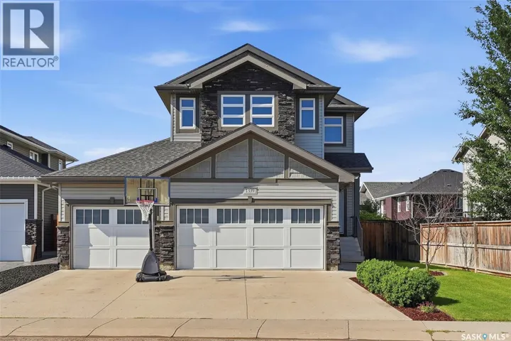 1339 Pringle MANOR, Saskatoon, Saskatchewan S7T0S6