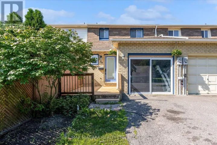 29 ROMY CRESCENT, Thorold (Confederation Heights), Ontario L2V4L1