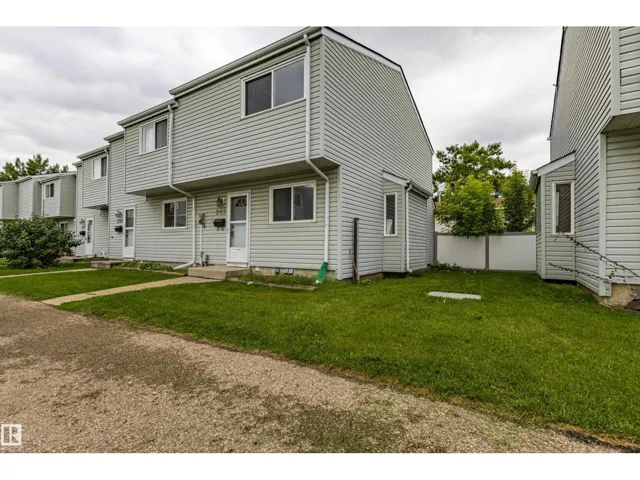 209 Dickinsfield CO NW, Edmonton, Alberta T5E5V8