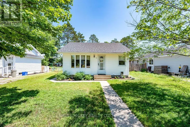 15 SUMMIT STREET, Deep River, Ontario K0J1P0