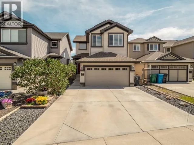 386 Moonlight Way W, Lethbridge, Alberta T1J5K1