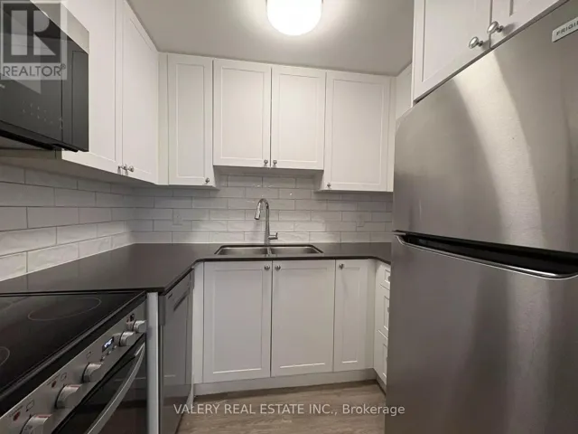 109 - 286 CHANDLER DRIVE, Kitchener, Ontario N2E3J8