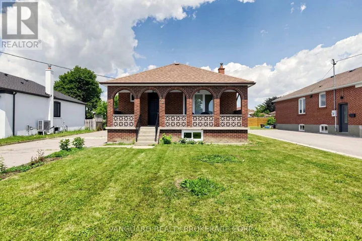 22 NASH DRIVE, Toronto (Downsview-Roding-CFB), Ontario M3M2L3