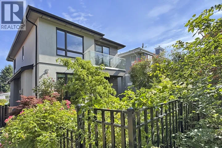 3191 E 21ST AVENUE, Vancouver, British Columbia V5M2W8