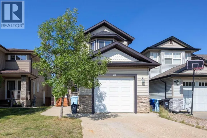 322 Grosbeak Way, Fort McMurray, Alberta T9K0L8
