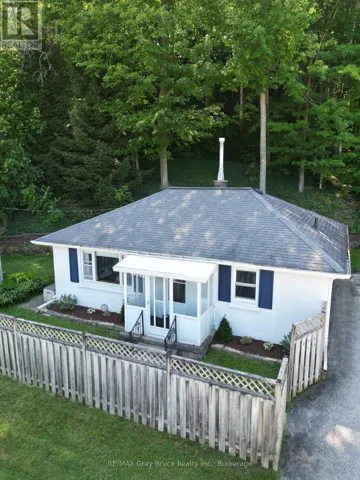 250 2ND AVENUE E, Owen Sound, Ontario N4K2E6