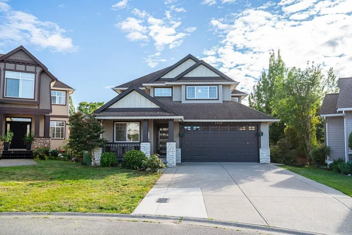 3659 GREENDALE COURT, Abbotsford, British Columbia V2T6X7