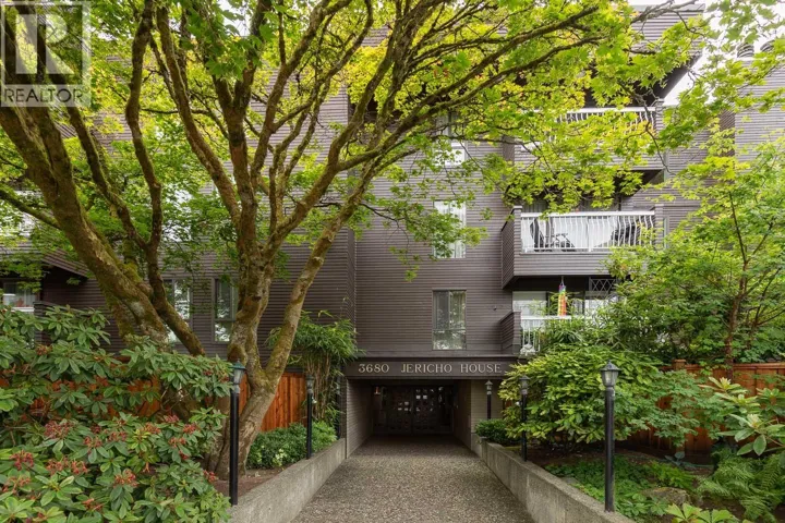 203 3680 W 7TH AVENUE, Vancouver, British Columbia V6R1W4