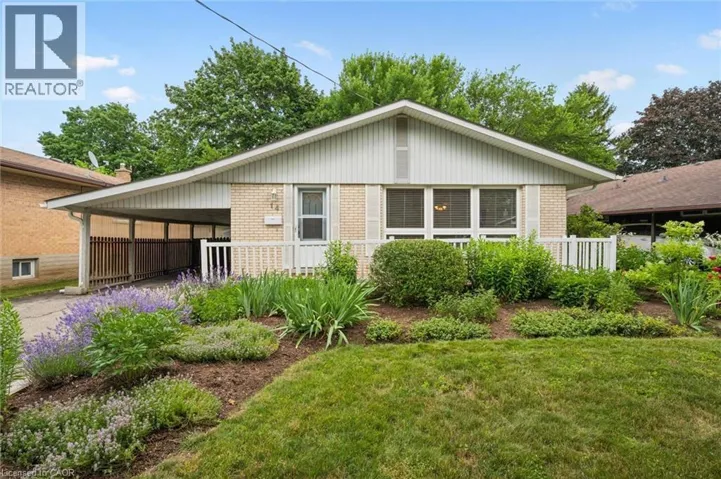 14 RUSKVIEW Road, Kitchener, Ontario N2M4S2
