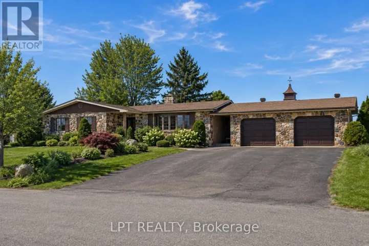 10 ORCHARD STREET, Hawkesbury, Ontario K6A2V7