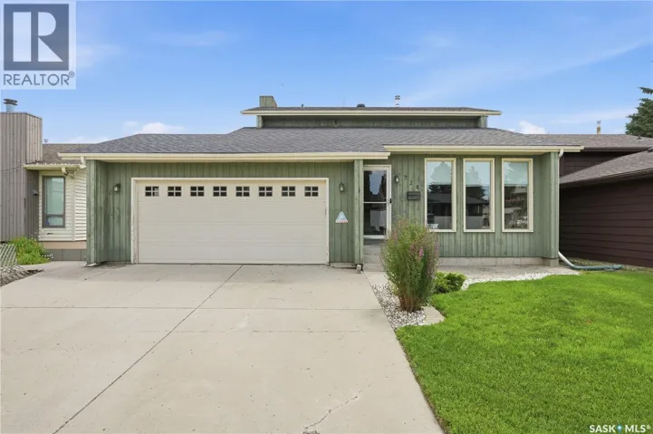 714 Delaronde CRESCENT, Saskatoon, Saskatchewan S7J3Z8