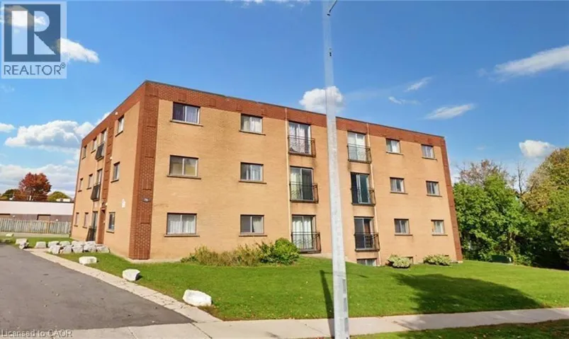 76 BRYBECK Crescent Unit# 302, Kitchener, Ontario N2M2C6