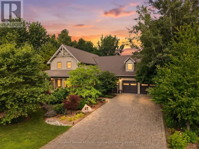27 CHRISTY STREET, Bluewater (Bayfield), Ontario N0M1G0