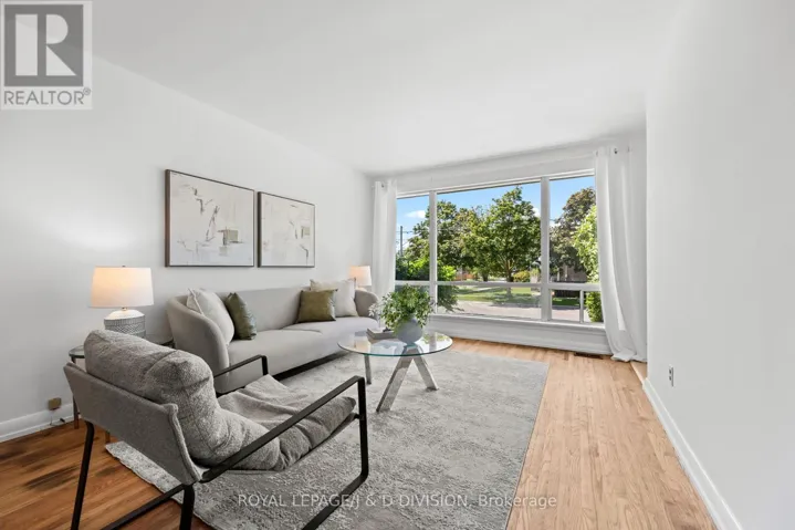 41 CLAPPERTON AVENUE, Toronto (Clairlea-Birchmount), Ontario M1L4K7