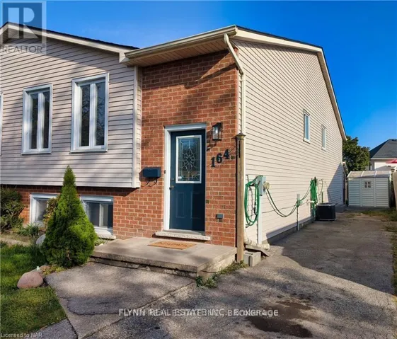 UPPER - 164 WINDSOR STREET, Welland (Broadway), Ontario L3C6T6
