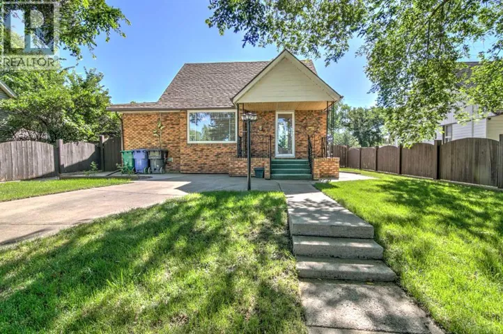 735 17 Street N, Lethbridge, Alberta T1H3E2