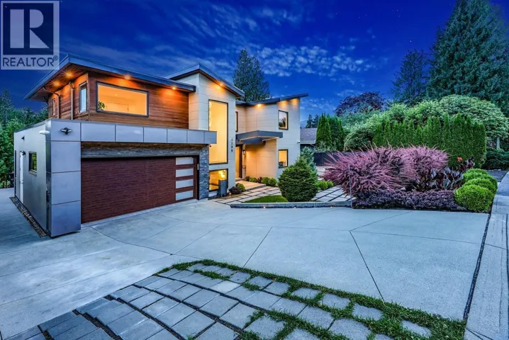 4399 HIGHLAND BOULEVARD, North Vancouver, British Columbia V7R2Z8