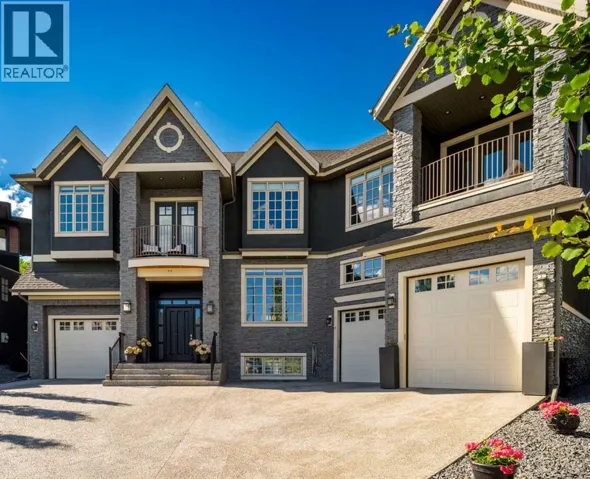 11 Elveden Place SW, Calgary, Alberta T3H0L1
