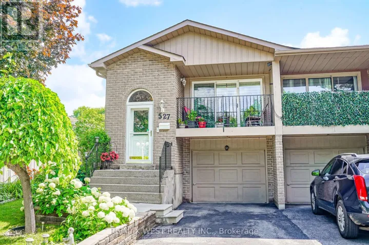 527 BIRKDALE STREET, Oshawa (Donevan), Ontario L1H8C3