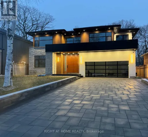 47 KINGSWOOD ROAD, Oakville (CO Central), Ontario L6K2E2