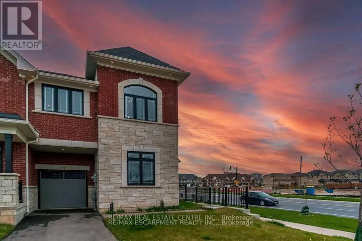 41 WESTFIELD CRESCENT, Hamilton (Waterdown), Ontario L8B1Y1