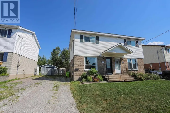 22 Broadview DR, Sault Ste. Marie, Ontario P6C2S9