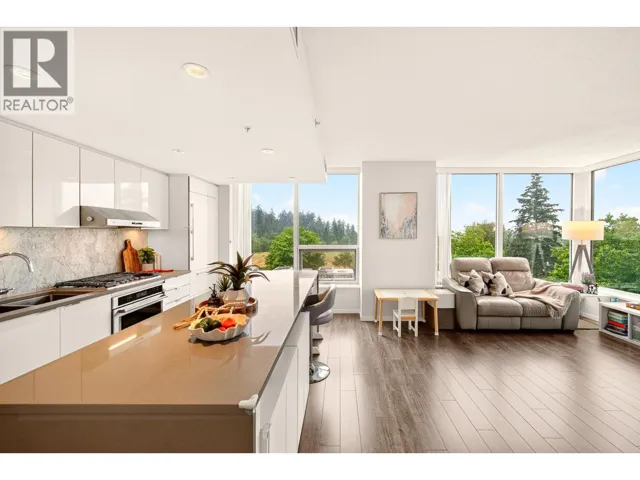 607 5883 BARKER AVENUE, Burnaby, British Columbia V5H0G4