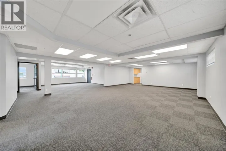 1355 MAIN STREET, North Vancouver, British Columbia V7J1C4