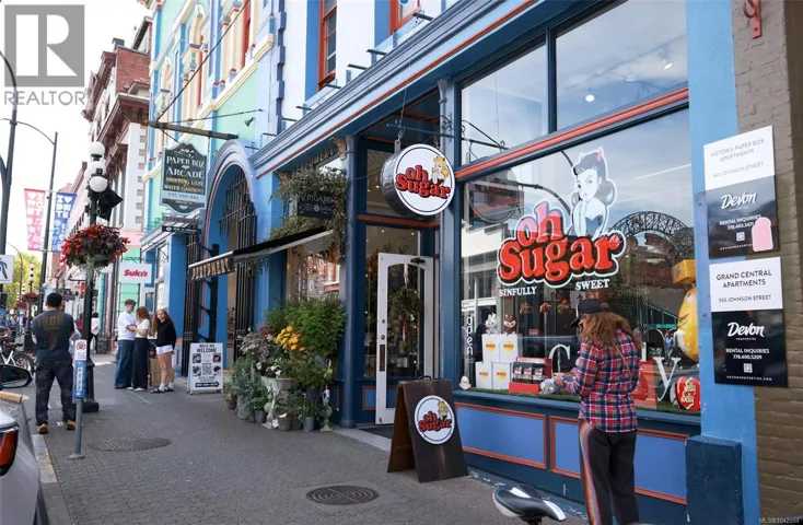 101 561 Johnson St, Victoria, British Columbia V8W1M2