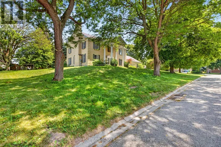 1 REMINGTON DRIVE, North Huron (Wingham), Ontario N0G2W0