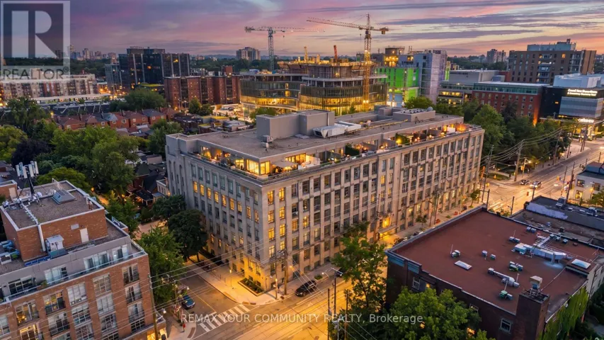 301 - 993 QUEEN STREET W, Toronto (Trinity-Bellwoods), Ontario M6J1H2