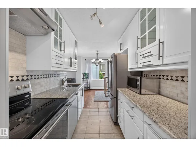 #602 9725 106 ST NW, Edmonton, Alberta T5K1B5