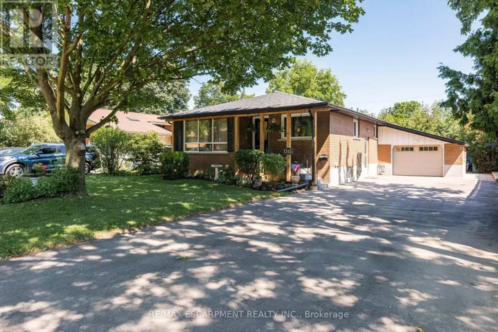 1315 ROSEMARY CRESCENT, Burlington (Mountainside), Ontario L7P2P3