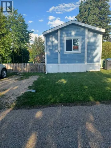 28, 4851 46 Street, Sylvan Lake, Alberta T4S1X2