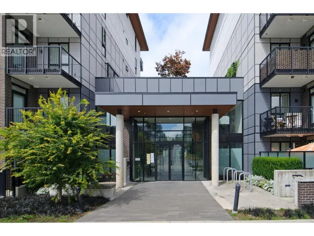 220 750 DOGWOOD STREET, Coquitlam, British Columbia V3J4B7