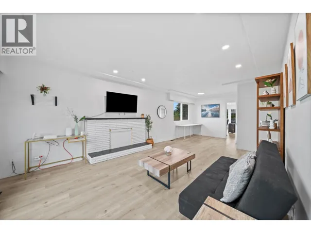 4831 CAMBRIDGE STREET, Burnaby, British Columbia V5C1H9