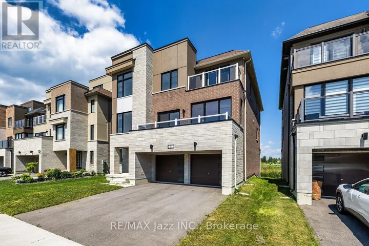 11 YACHT DRIVE, Clarington (Bowmanville), Ontario L1C4B1